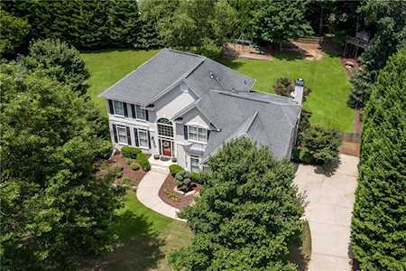 6520 Oak Valley Dr Cumming, GA 30040