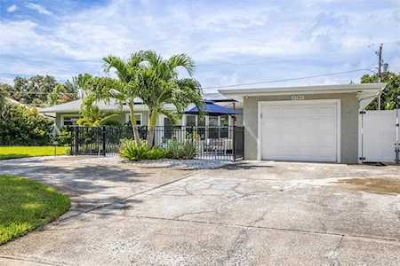 6765 11th Ave N St. Petersburg, FL 33710