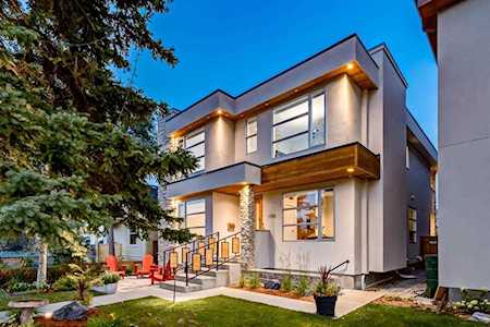 1705 Broadview Rd NW Calgary, AB T2N 3H4
