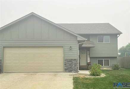 410 Lien Ave Harrisburg, SD 57032