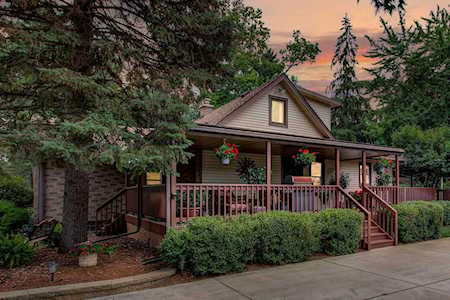 8011 Long Lake Road Mounds View, MN 55112