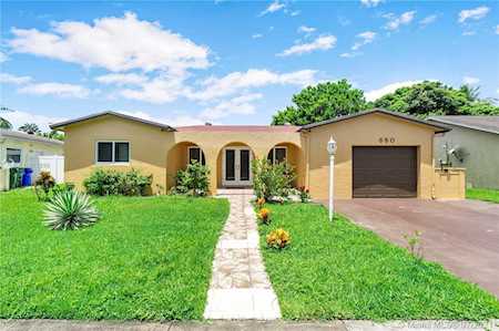 680 SW 54th Ave Margate, FL 33068
