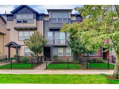 4828 SE Teakwood St Hillsboro, OR 97123