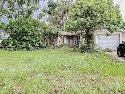 5736 Colonial Dr New Port Richey, FL 34653