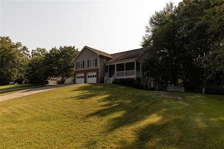 4175 Arapaho Dr Powder Springs, GA 30127