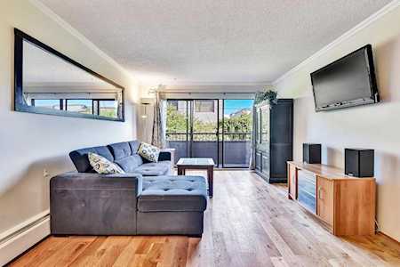 2475 York Avenue #206 Vancouver, BC V6K 1C9
