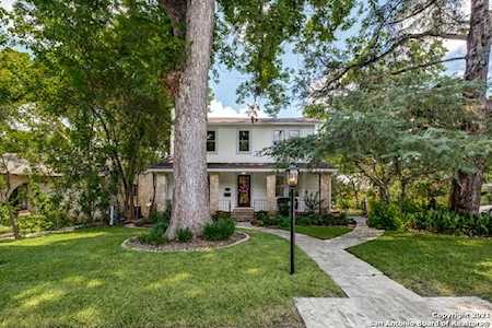 401 Harrison Ave Alamo Heights, TX 78209