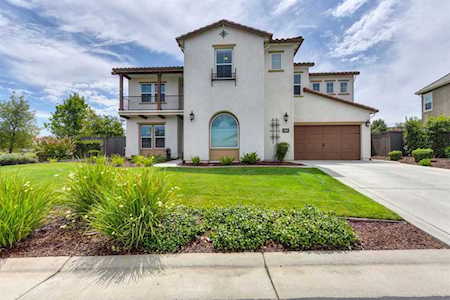 5610 Lakepointe Drive Rocklin, CA 95677