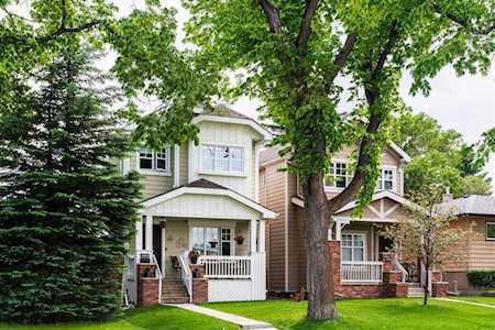 2313 27 Ave NW Calgary, AB T2M 2J8