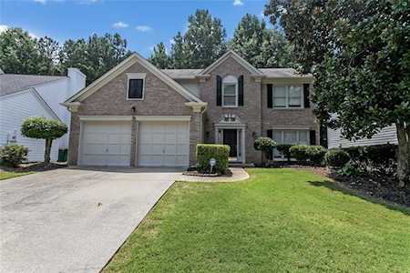 10940 Glenbarr Dr Duluth, GA 30097