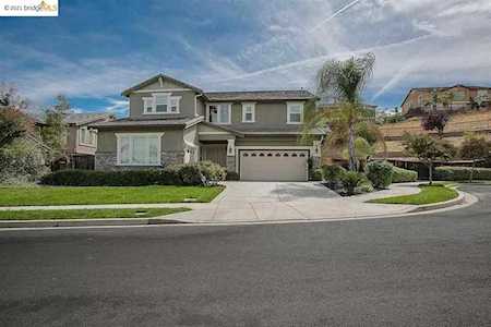2804 Blue Oak Ct Brentwood, CA 94513
