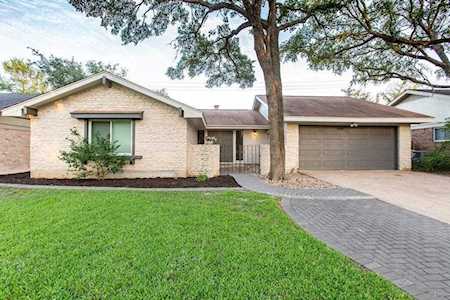 4607 Cliffstone CV Austin, TX 78735