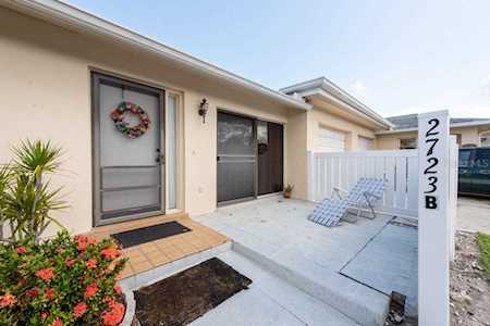 2723 Sherbrooke Ln #B Palm Harbor, FL 34684