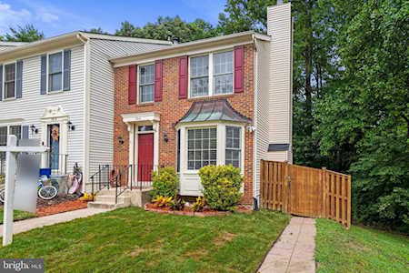 7816 Lambkin Ct Lorton, VA 22079