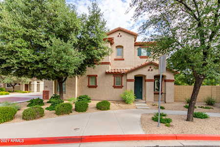 1032 E Cantebria Drive Gilbert, AZ 85296