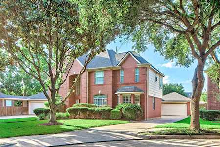 5319 Rebel Ridge Dr Sugar Land, TX 77478