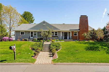 43 Mountain Brook Road West Hartford, CT 06117