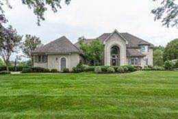 1127 Poppy Hills Drive Blacklick, OH 43004