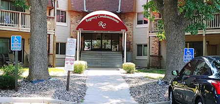 2011 E 122nd Street #D2 Burnsville, MN 55337