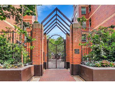 1500 SW Park Ave #404 Portland, OR 97201