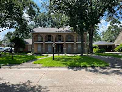 5903 Coral Ridge Rd Houston, TX 77069