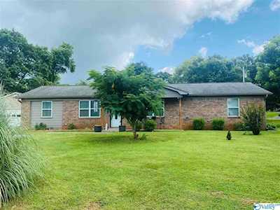 108 Gwen Drive New Market, AL 35761