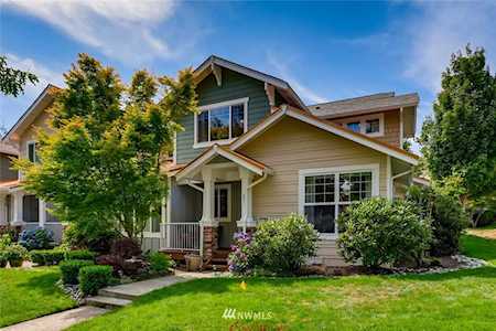 7601 Fairway Ave SE #801 Snoqualmie, WA 98045