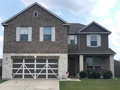 319 Carrington ST Hutto, TX 78634