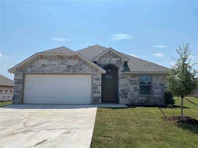 3322 Arrow Creek Drive Granbury, TX 76049