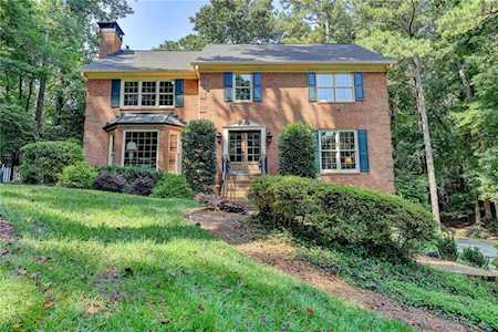 8020 River Circle Sandy Springs, GA 30350