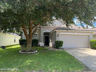 2446 Creekfront Dr Green Cove Springs, FL 32043