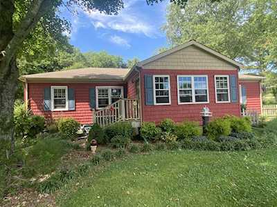 203 Narrows Rd Shelbyville, TN 37160