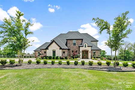 4636 Champagne Dr Springdale, AR 72764