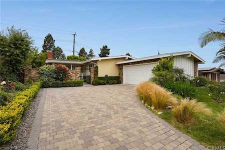 27511 Hales Corner Road Rancho Palos Verdes, CA 90275