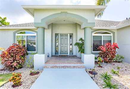 6519 King Palm WAY Apollo Beach, FL 33572