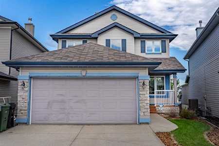 137 Panamount Grove NW Calgary, AB T3A 4X3
