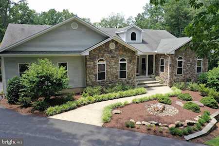 4248 Rolling Knolls Ct Mount Airy, MD 21771