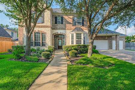 9215 Hummingbird Ln Missouri City, TX 77459
