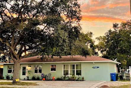 1830 Bayshore Blvd Dunedin, FL 34698