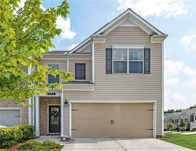 1506 Landmark Ln Cumming, GA 30040