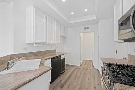 158 Woodburne #92 Newport Beach, CA 92660