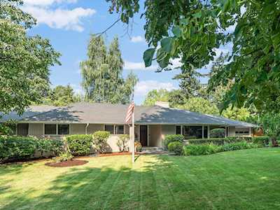 6295 SW Arrow Wood Ln Portland, OR 97223