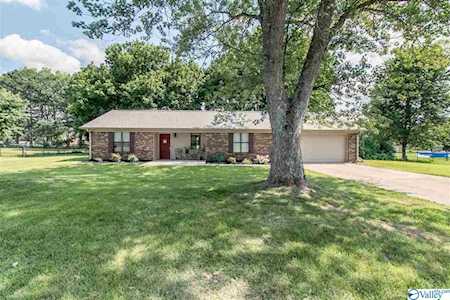 122 Collins Lane Meridianville, AL 35759