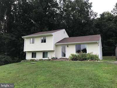 7331 Greenwich Rd Nokesville, VA 20181