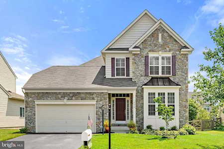 14238 Ladderbacked Dr Gainesville, VA 20155