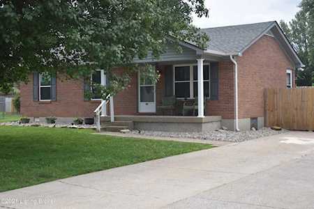 255 Greenfield Cir Mt Washington, KY 40047