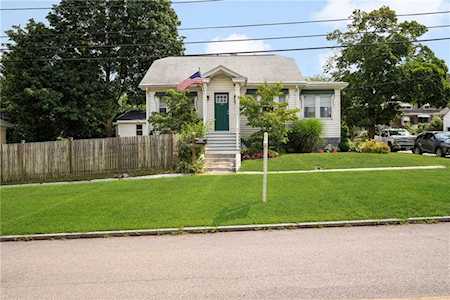 158 Brightridge Ave East Providence, RI 02914