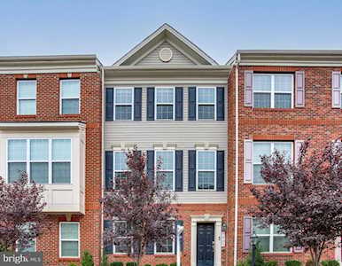7005 Southmoor St Hanover, MD 21076