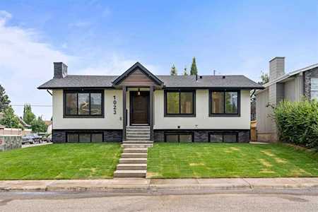 1023 Lake Arrow Way SE Calgary, AB T2J 3C2