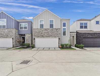 8807 Hollister Pine Ct Houston, TX 77080